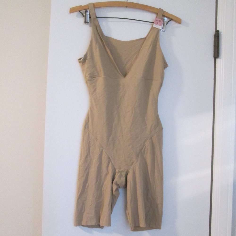 NWT Self Expressions Wear Your Own Bra Bodysuit One Piece Shaper style 874 sz L